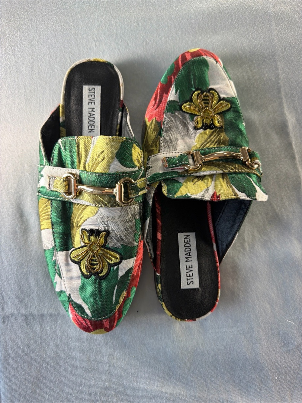 Steve Madden Green Multi Floral Bee Embroidered Slip-On Mules